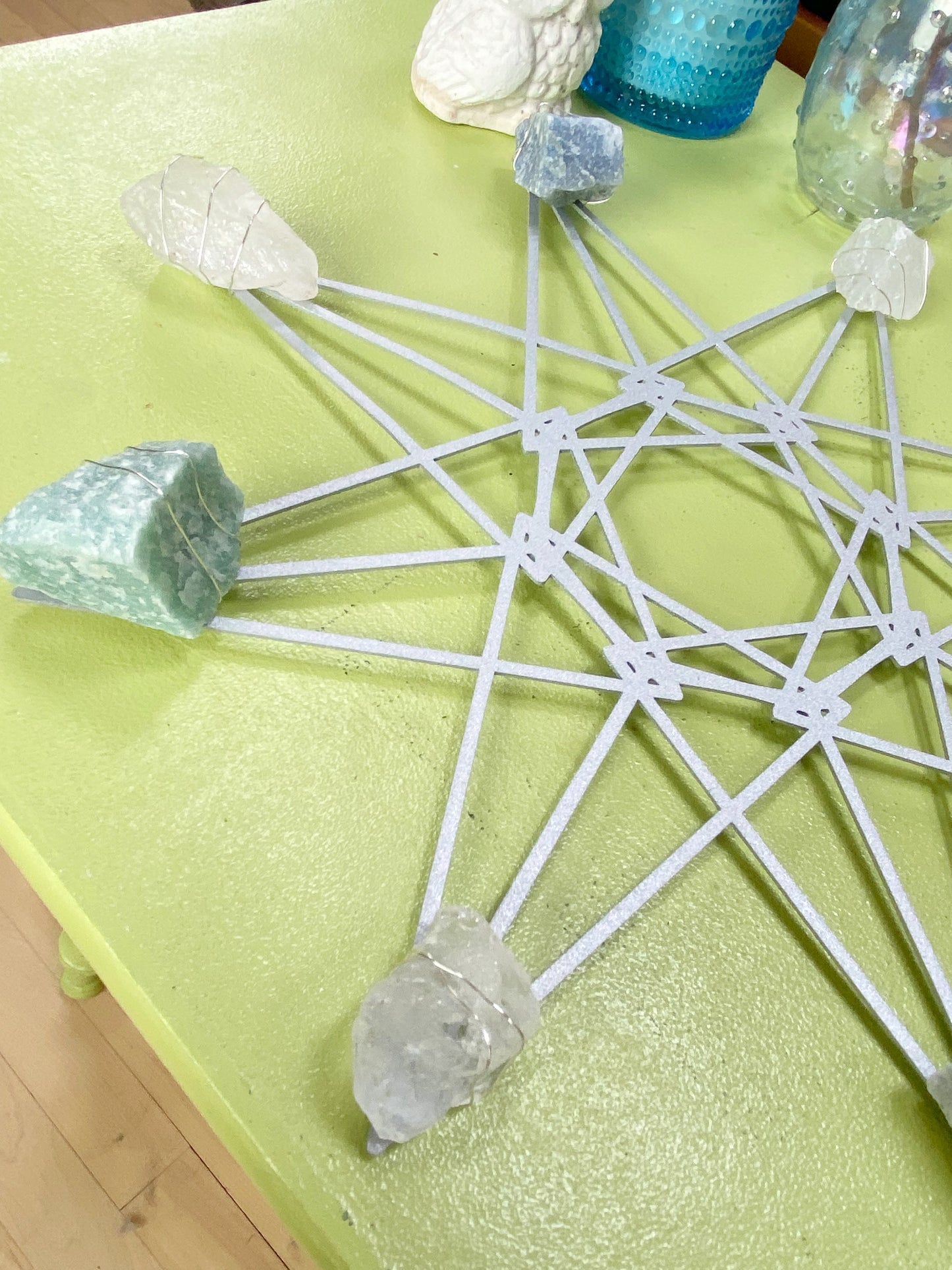 Quartz Aventurine Sacred Geometry Wall Art - Wire-wrapped Raw Crystal Grid 12"
