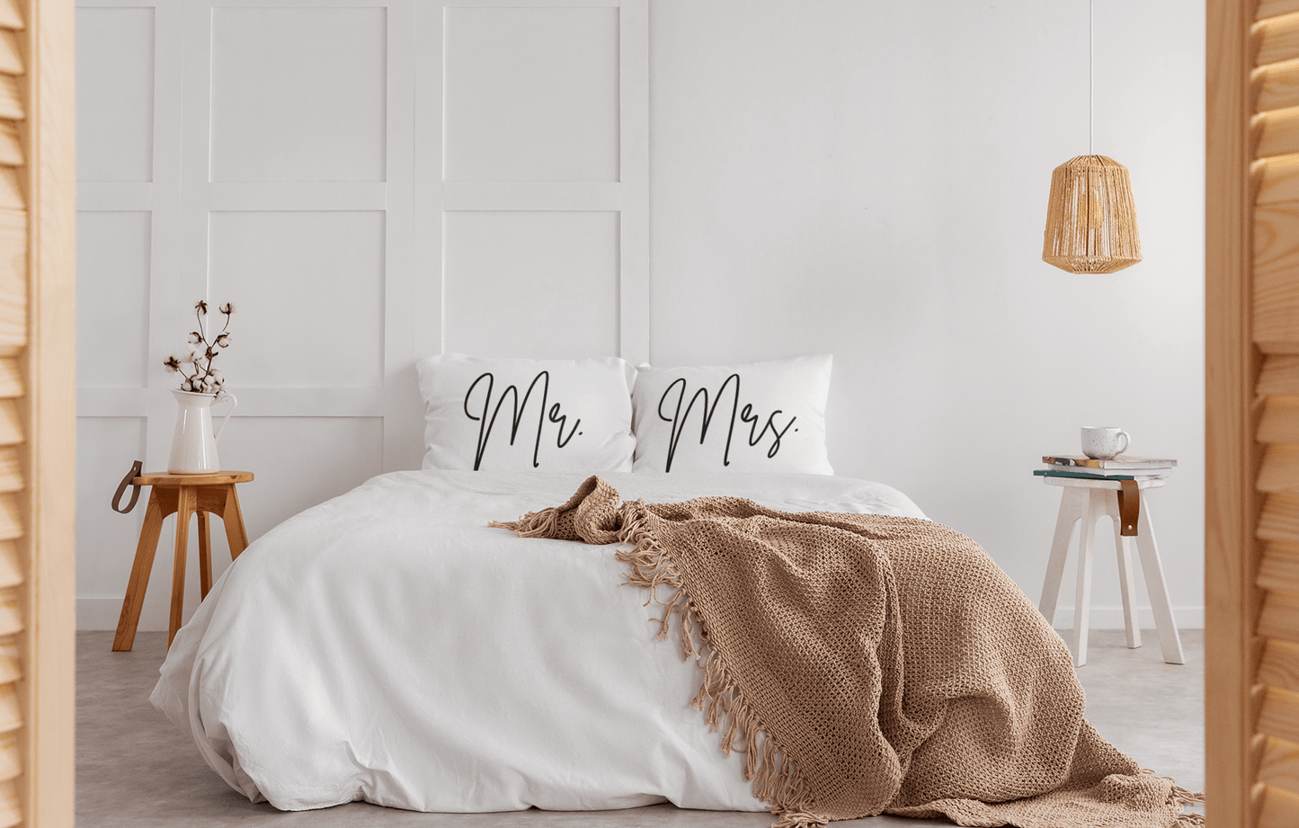 Couple Pillowcases Newlywed Gift Set, Mr. and Mrs. Matching Bed Set of 2 Pillowcases, His and Hers Housewarming Wedding Bridal Shower Gift