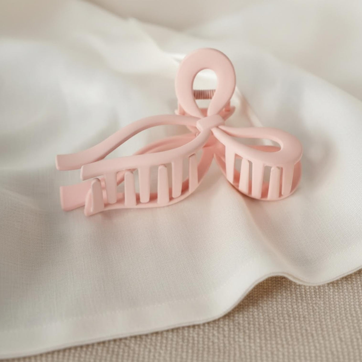 Spa Gift Set: Crochet Flowers, Lavender Candle - Cozy Blush Blanket